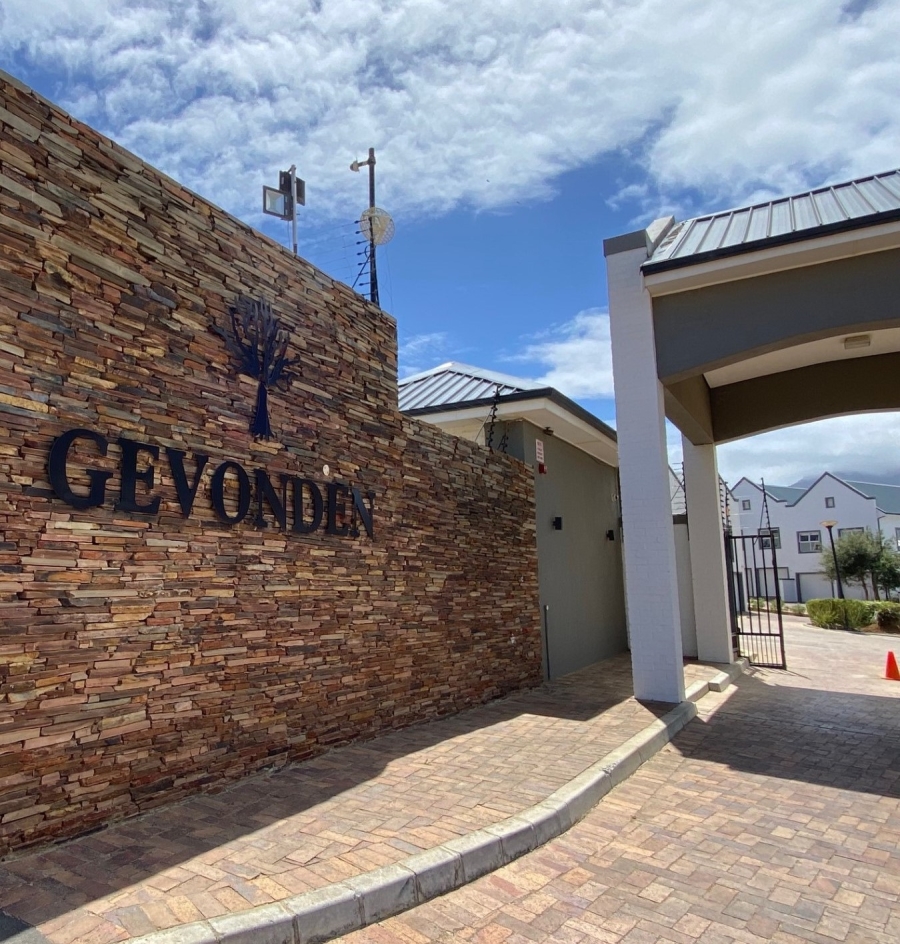 3 Bedroom Property for Sale in Gevonden Estate Western Cape